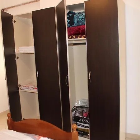 Bledi's Cozy 2 In New Blvd